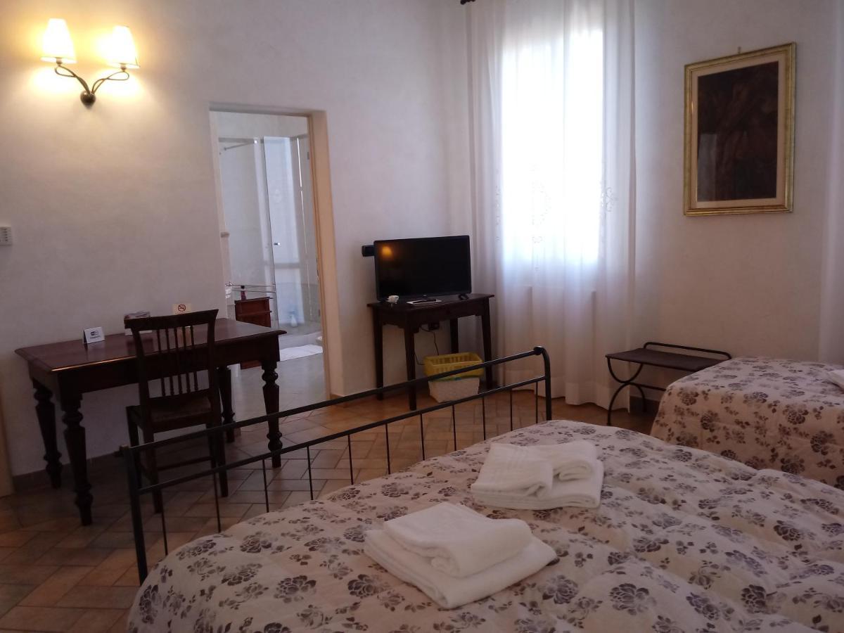 B&B Residence Il Ciliegio , Via Villa Superiore 93 Luzzara Suzzara Exterior photo