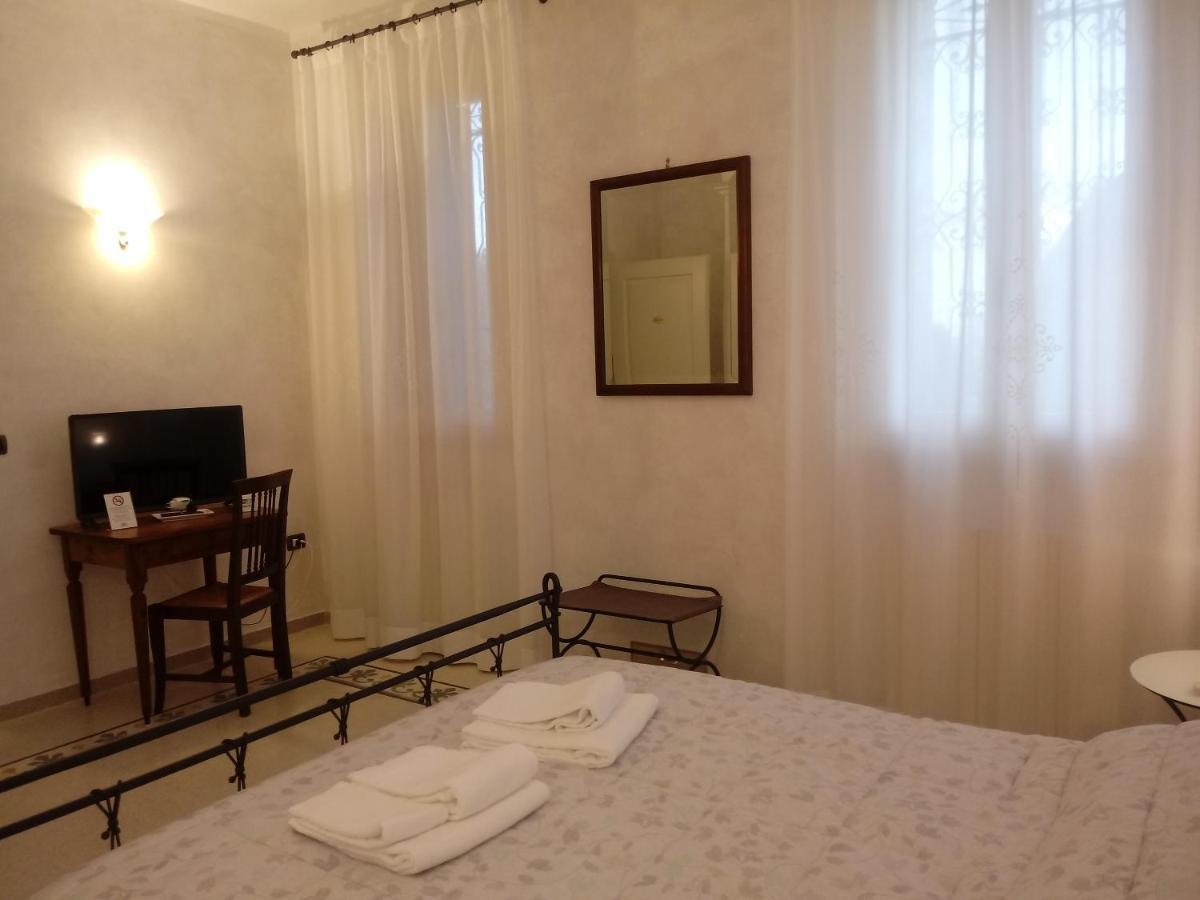 B&B Residence Il Ciliegio , Via Villa Superiore 93 Luzzara Suzzara Exterior photo